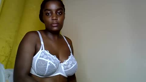 Snapshot of naughty_booby chatting on 27, 5, 2026 Bettybooby online show from 27, 5, 2026