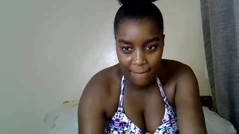 Snapshot of naughty_booby chatting on 27, 6, 2026 Bettybooby online show from 27, 6, 2026