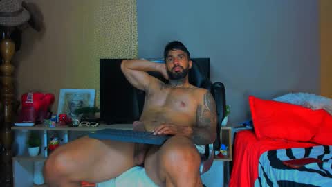 Snapshot of naughty_dominant chatting on 25, 1, 2025 Miller online show from 25, 1, 2025