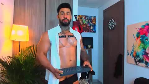 Snapshot of naughty_dominant chatting on 13, 10, 2025 Miller online show from 13, 10, 2025