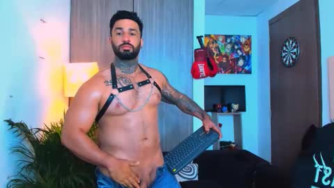 Snapshot of naughty_dominant chatting on 14, 10, 2025 Miller online show from 14, 10, 2025