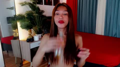 Snapshot of naughty_francine chatting on 23, 7, 2026 naughty_francine online show from 23, 7, 2026