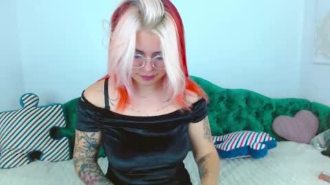 Maria  online show from 17, 11, 2025