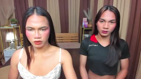 Snapshot of naughty_leigh chatting on 23, 4, 2026 LEIGH online show from 23, 4, 2026