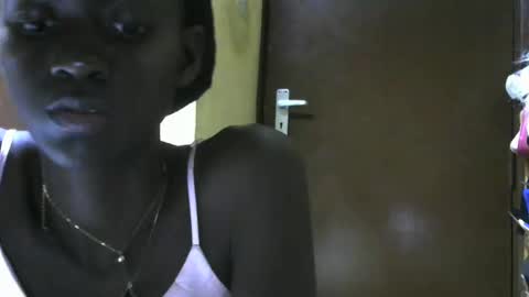 naughty_sandrah online show from 31, 1, 2025
