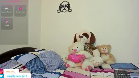 Snapshot of naughty_sexy_girl_1 chatting on 1, 3, 2025 Lau online show from 1, 3, 2025