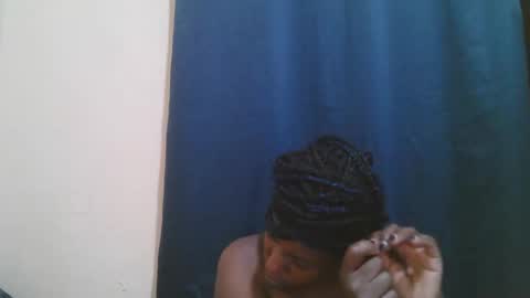 Snapshot of naughty_slender2 chatting on 17, 10, 2025 jn online show from 17, 10, 2025