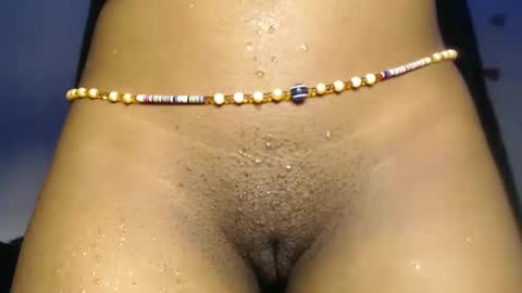 laura online show from 11, 10, 2025