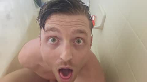 StrawberryThickcakes online show from 22, 9, 2025