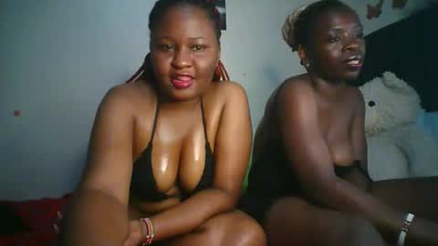 Snapshot of naughtybrownny chatting on 11, 5, 2026 MUMU online show from 11, 5, 2026