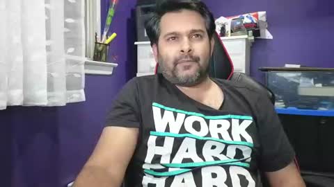 Snapshot of naughtydesicock chatting on 2, 1, 2025 sakhtlaundaz online show from 2, 1, 2025