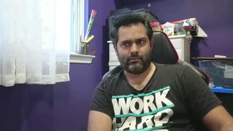 Snapshot of naughtydesicock chatting on 4, 1, 2025 sakhtlaundaz online show from 4, 1, 2025