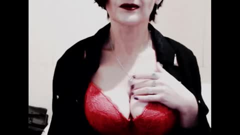 Snapshot of naughtyjenniferxx chatting on 14, 12, 2025 Jenny online show from 14, 12, 2025