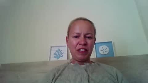 naughtyjennyblondeuk online show from 30, 4, 2026