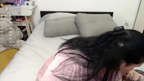 Snapshot of naughtykiss22 chatting on 16, 1, 2025 Chris online show from 16, 1, 2025