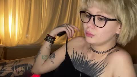 Snapshot of naughtylayla666 chatting on 30, 5, 2026 NaughtyLayla666 online show from 30, 5, 2026