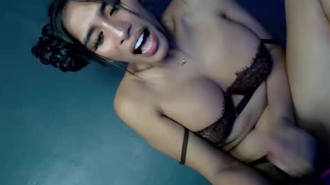 Snapshot of naughtylilslut69 chatting on 21, 4, 2026 J A N E online show from 21, 4, 2026