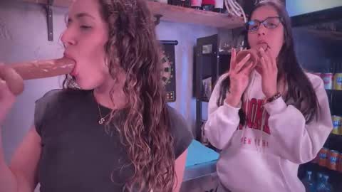 ANDREA STEPH  MIKE online show from 22, 2, 2025