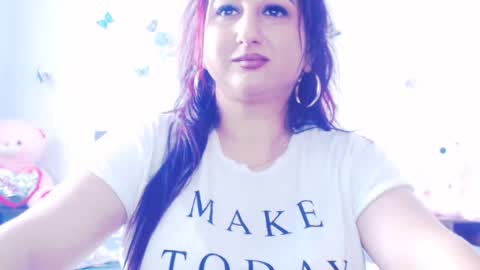 naughtymaya4you online show from 17, 7, 2026