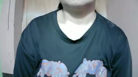 Snapshot of naughtymom_33 chatting on 28, 11, 2025 naughtymom_33 online show from 28, 11, 2025