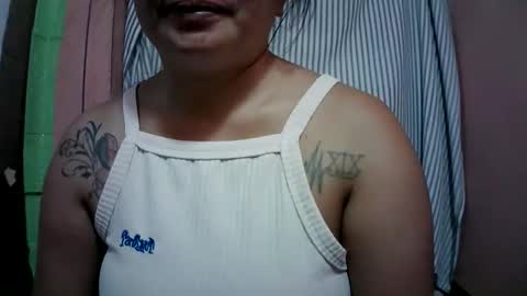 naughtymom_33 online show from 27, 3, 2026