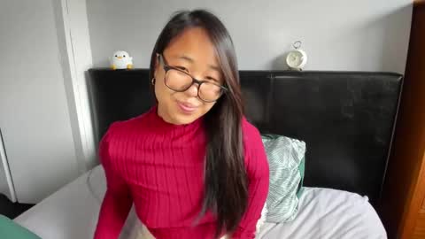 Gigi Chu  online show from 7, 10, 2025