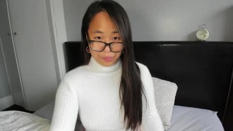 Gigi Chu  online show from 18, 10, 2025