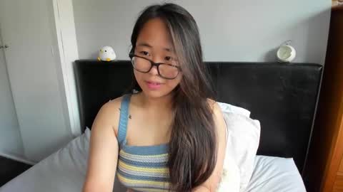 Gigi Chu  online show from 6, 11, 2025