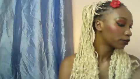 naughtynovaaa online show from 18, 9, 2025