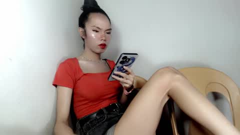 Snapshot of naughtypetiteangel chatting on 11, 9, 2025 naughtypetiteangel online show from 11, 9, 2025