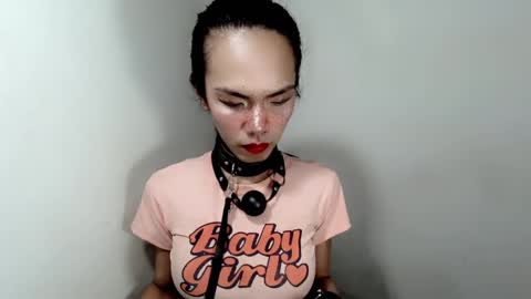 Snapshot of naughtypetiteangel chatting on 29, 10, 2025 naughtypetiteangel online show from 29, 10, 2025