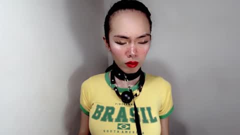 Snapshot of naughtypetiteangel chatting on 24, 11, 2025 naughtypetiteangel online show from 24, 11, 2025