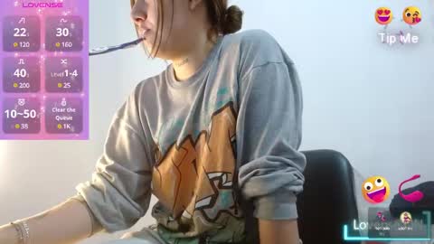 naughtyplayass online show from 20, 2, 2025