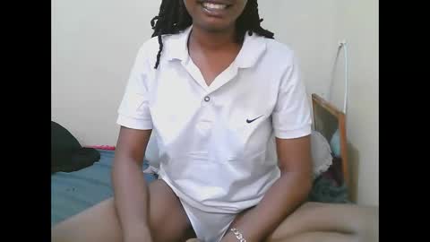 Snapshot of naughtysammur25 chatting on 12, 11, 2025 naughtyqueen online show from 12, 11, 2025