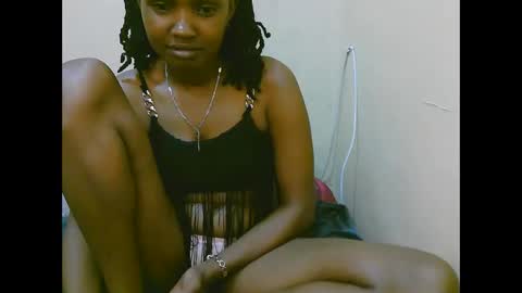 Snapshot of naughtysammur25 chatting on 13, 11, 2025 naughtyqueen online show from 13, 11, 2025