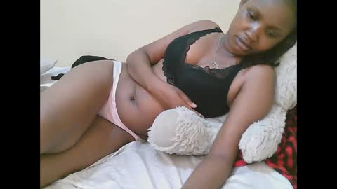 Snapshot of naughtysammur25 chatting on 30, 11, 2025 naughtyqueen online show from 30, 11, 2025