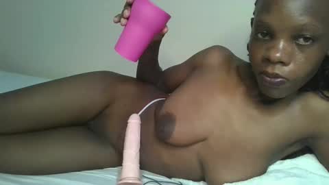 Snapshot of naughtysweetpie chatting on 11, 11, 2025 naughty online show from 11, 11, 2025