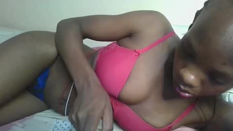 Snapshot of naughtysweetpie chatting on 20, 11, 2025 naughty online show from 20, 11, 2025
