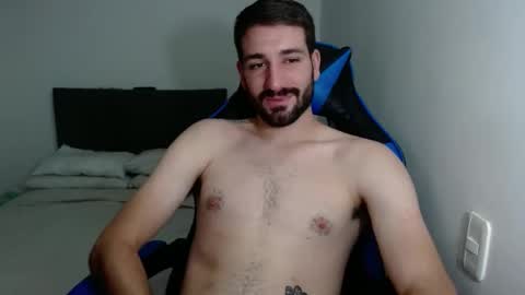 Snapshot of naugthy18boy chatting on 23, 12, 2024 Nico online show from 23, 12, 2024