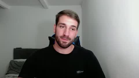 Snapshot of naugthy18boy chatting on 20, 1, 2025 Nico online show from 20, 1, 2025