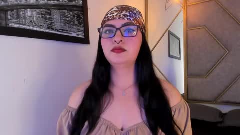 NavannyCattan online show from 9, 11, 2025