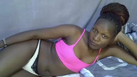 Snapshot of navy_kaia chatting on 27, 4, 2026 sexylover online show from 27, 4, 2026