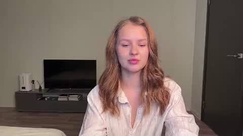 Mia online show from 23, 6, 2026