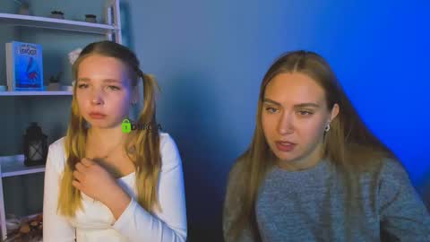 Snapshot of naya_dream chatting on 5, 12, 2025 naya_dream online show from 5, 12, 2025