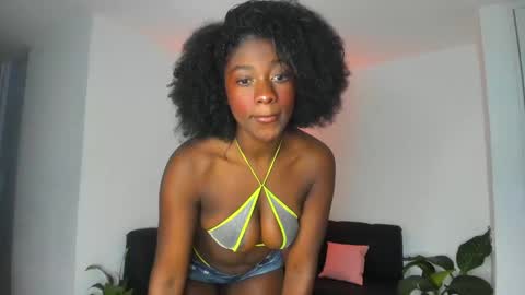 Snapshot of nayah_williams chatting on 18, 12, 2024 Nayah Williams - OnlyFans online show from 18, 12, 2024