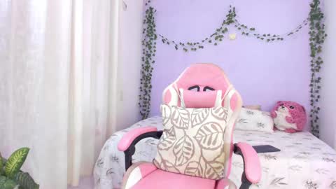 Snapshot of nayah_williams chatting on 11, 9, 2025 Nayah Williams - OnlyFans online show from 11, 9, 2025