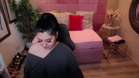 Snapshot of nayanoirx chatting on 22, 12, 2025 Eliza online show from 22, 12, 2025