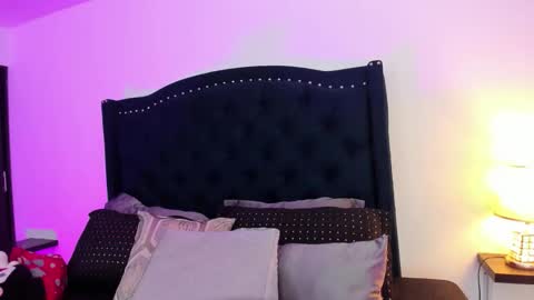 Snapshot of nayara_macherano chatting on 30, 11, 2025 nayara_macherano online show from 30, 11, 2025