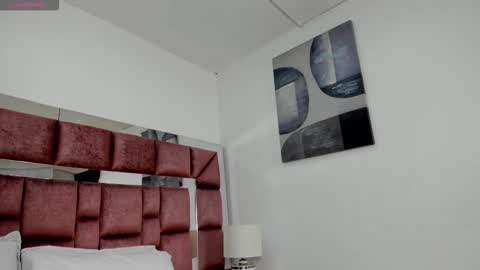 Snapshot of nayara_macherano chatting on 14, 12, 2025 nayara_macherano online show from 14, 12, 2025