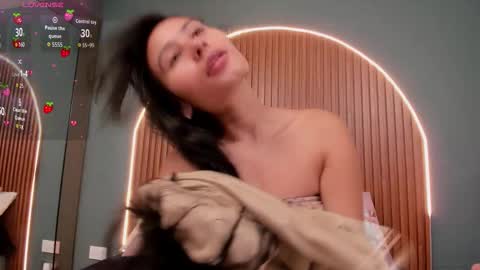 Naye  online show from 30, 10, 2025